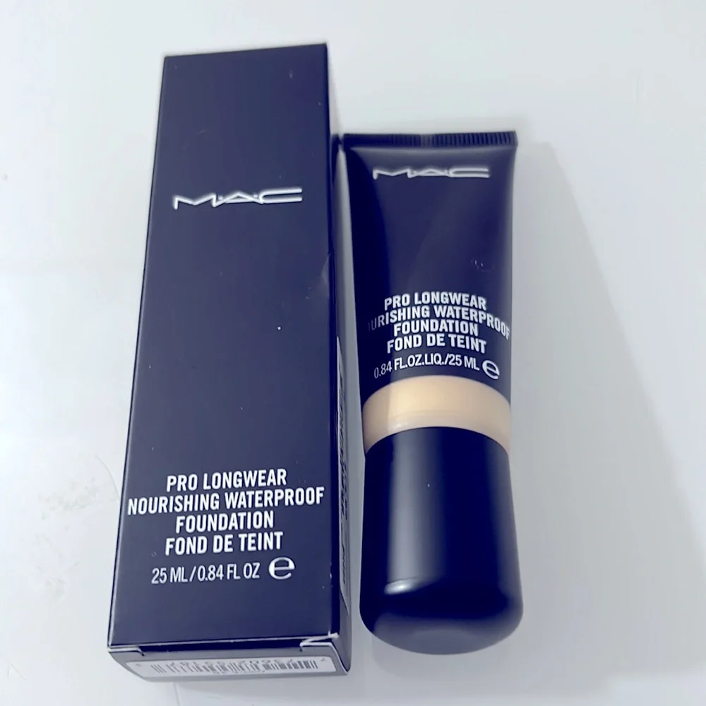 MAC PRO LONGWEAR NOURISHING WATERPROOF  FOUNDATION COLOR NC 12